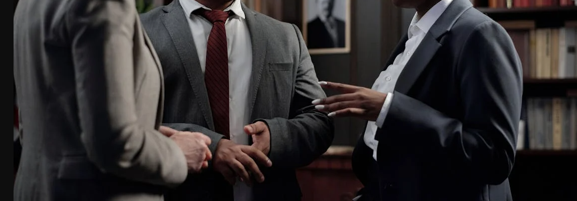 Malpractice Lawyers in courtroom